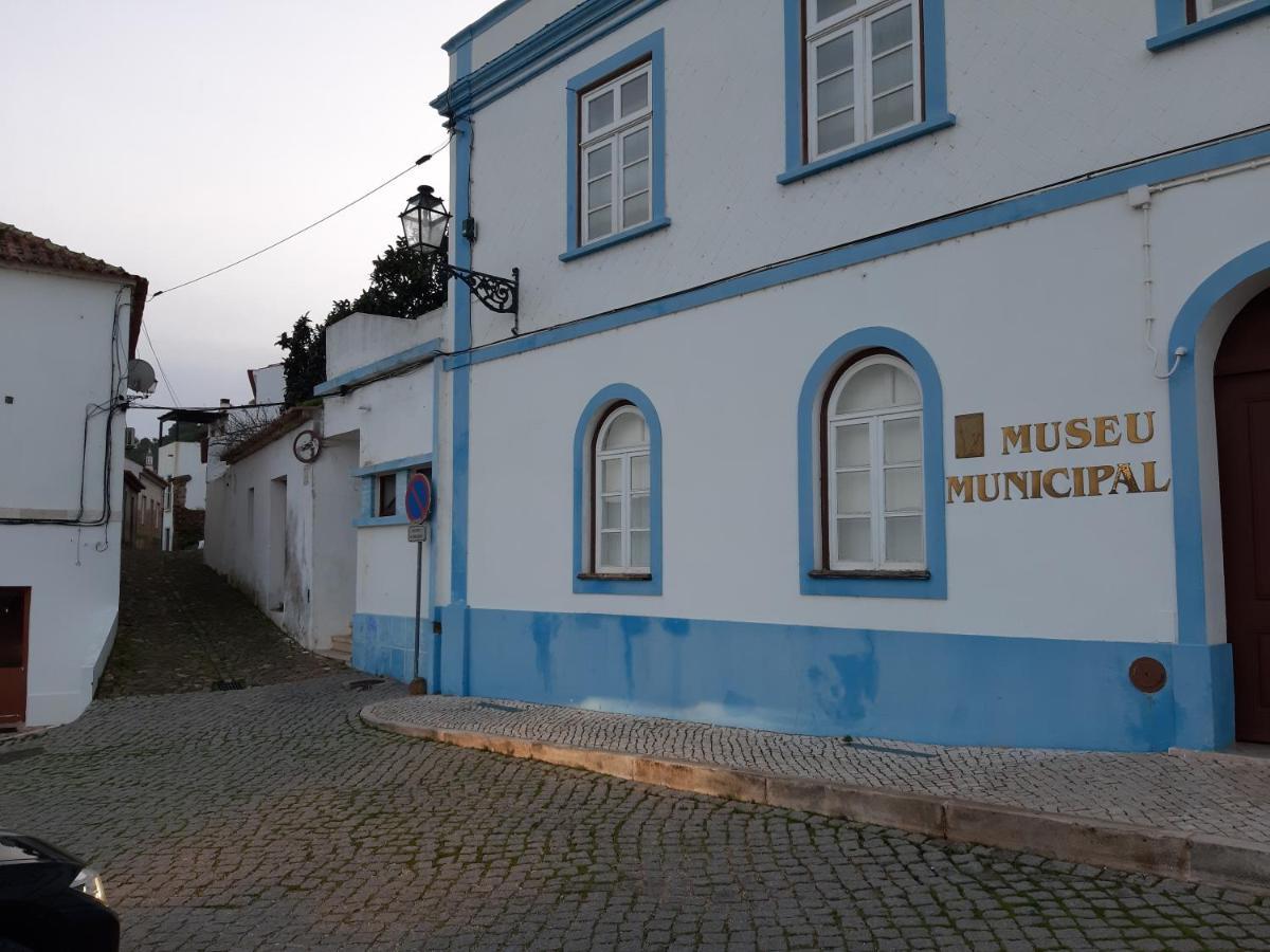 Villa Casa Bárbara - No centro histórico de Aljezur Esterno foto